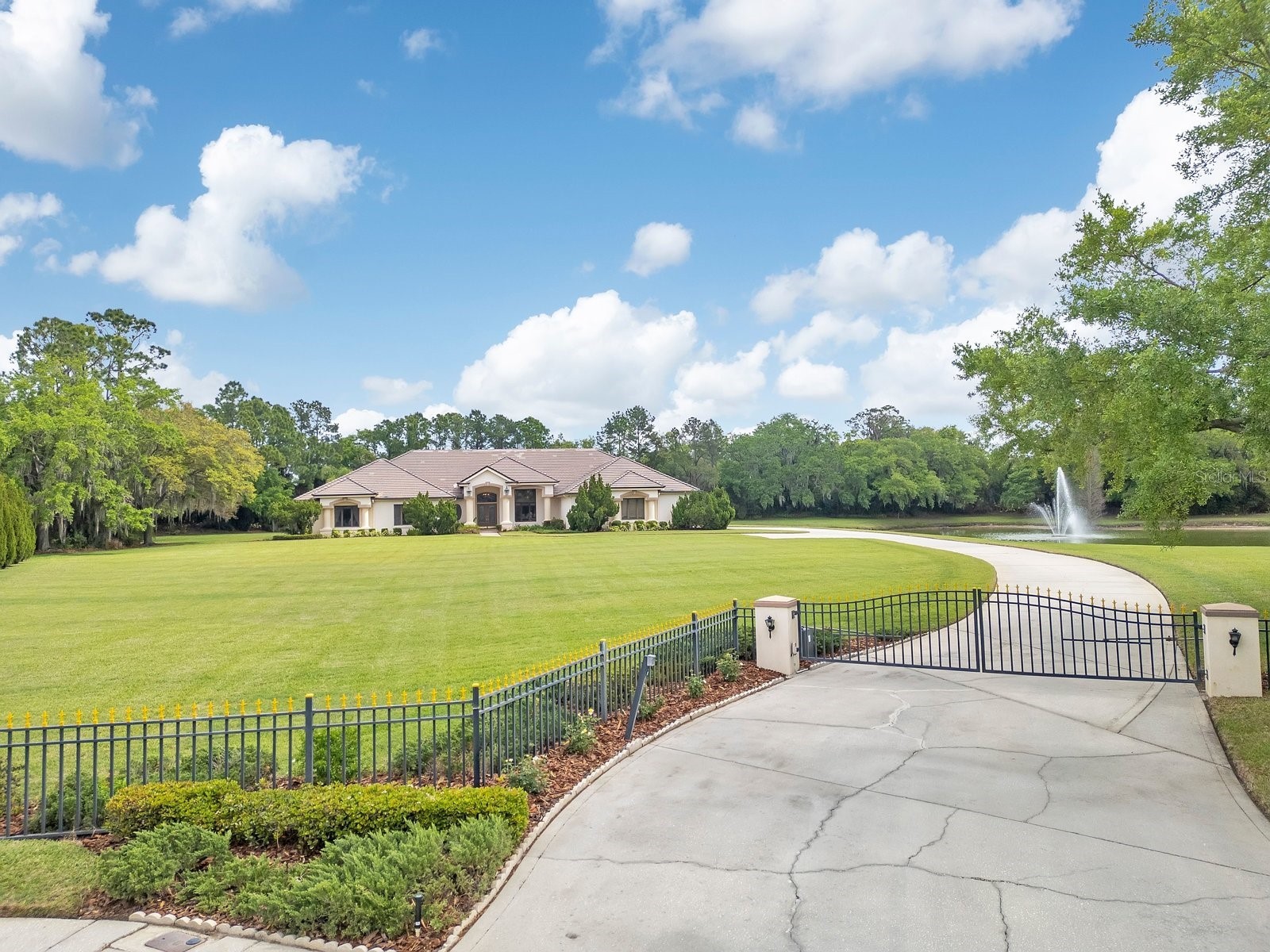 3300 Bridgefield Drive Lakeland FL 33803 L4960558 image2