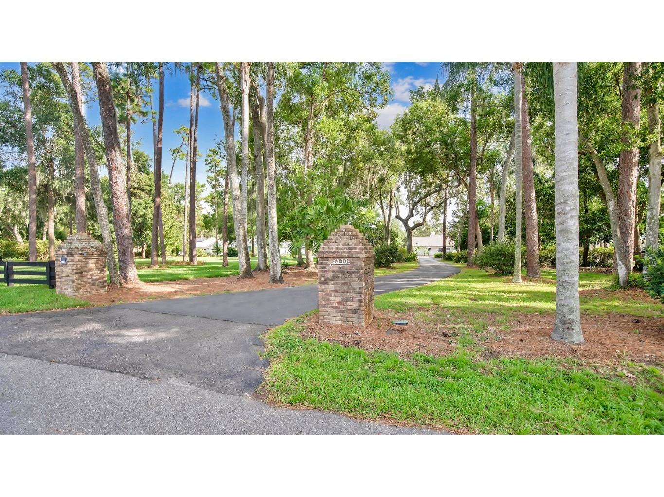 3300 Carla Street Orlando FL 32806 O6134639 image1