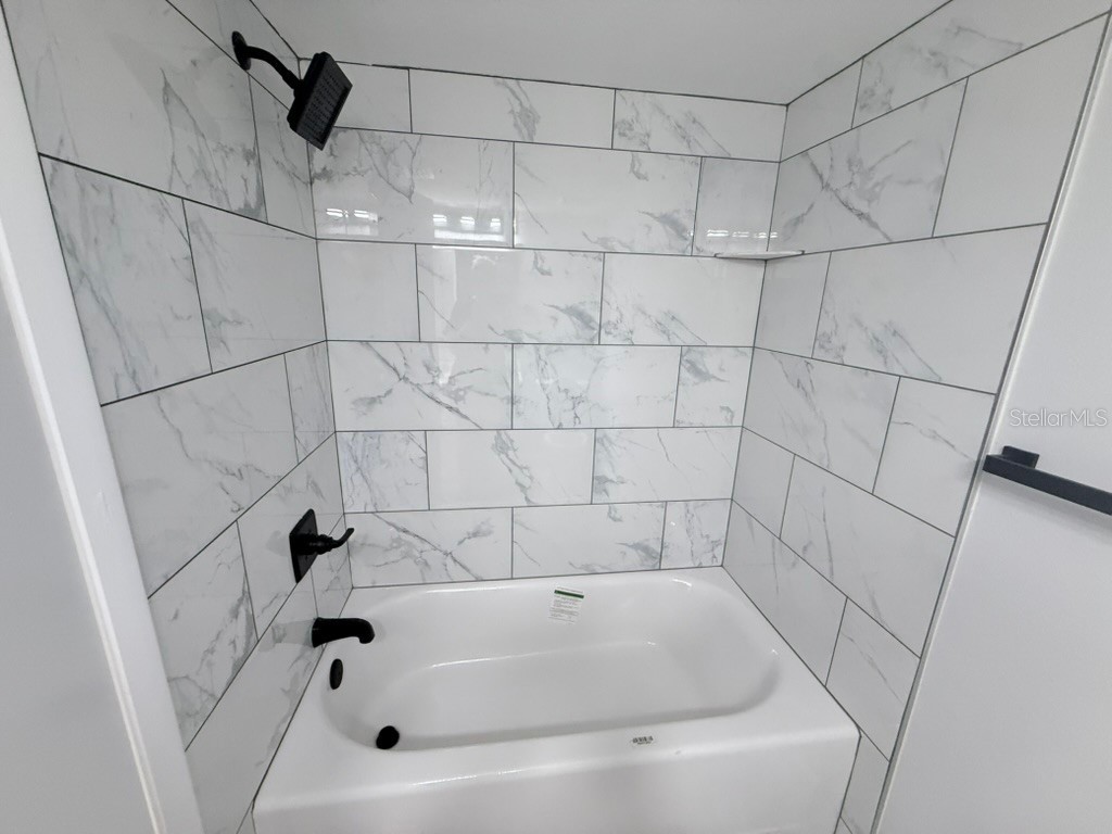 3300 Cove Cay Drive #2A Clearwater FL 33760 - TAMPA BAY TB8519392 image5