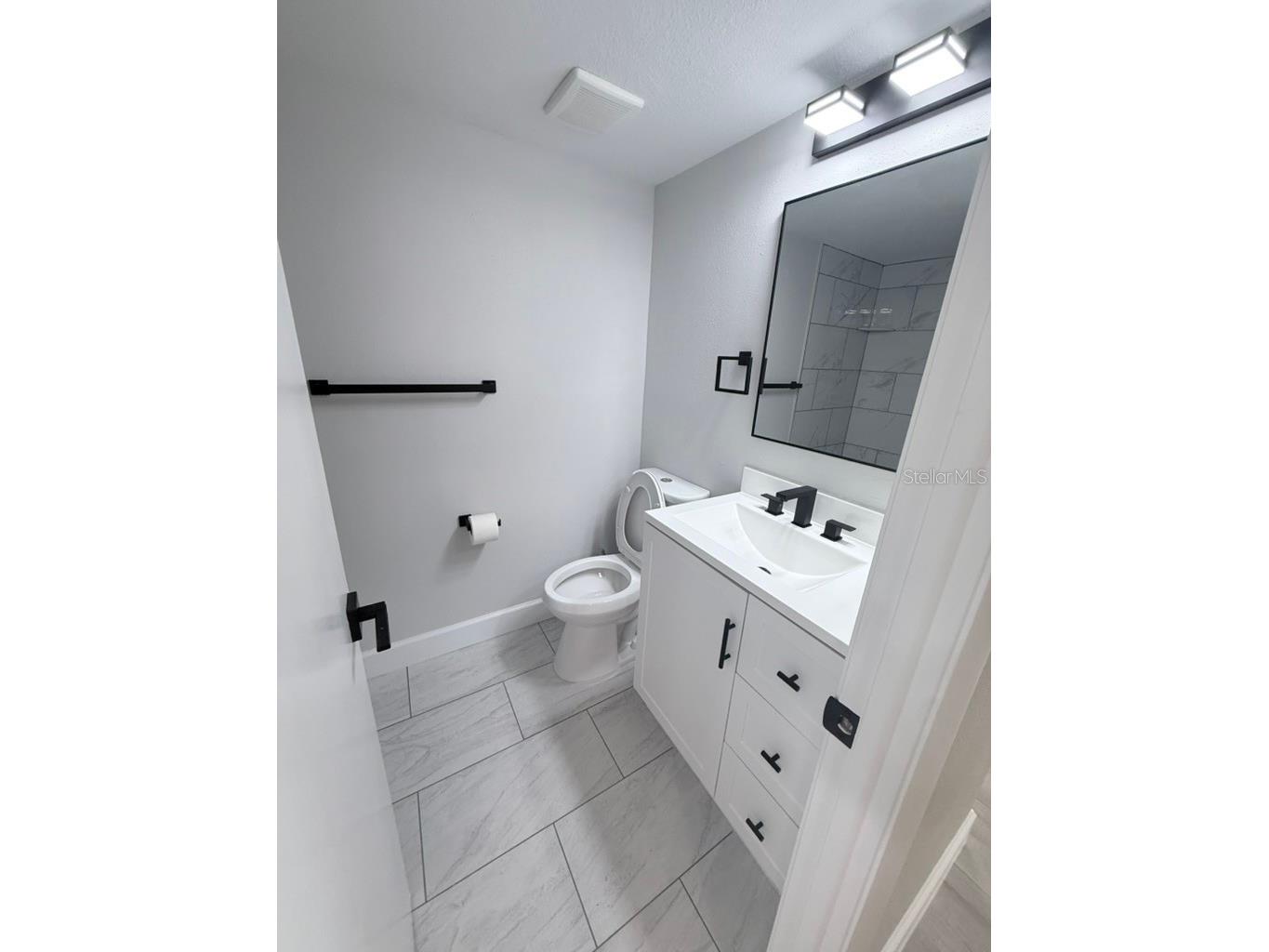 3300 Cove Cay Drive #2A Clearwater FL 33760 - TAMPA BAY TB8519392 image7