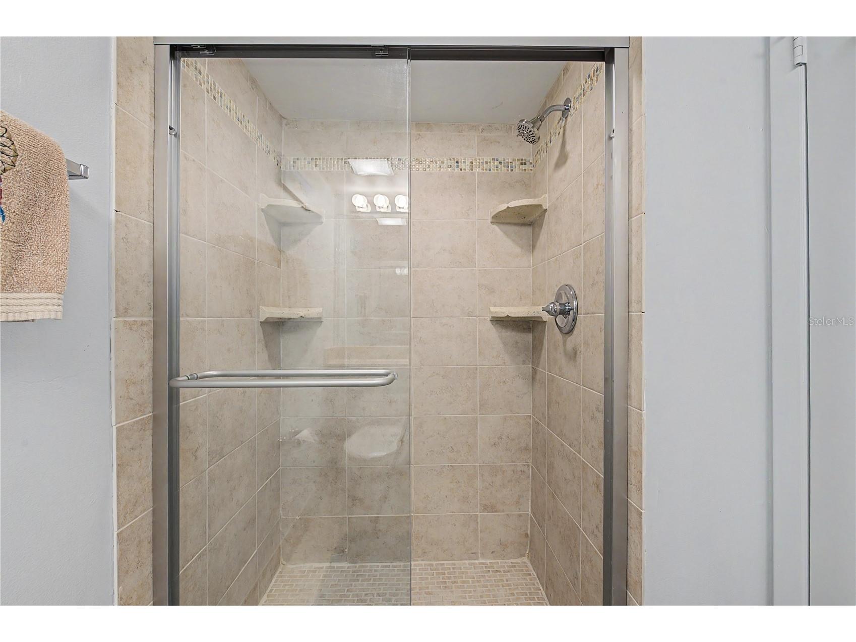 3300 Cove Cay Drive #7D Clearwater FL 33760 - TAMPA BAY TB8524759 image23