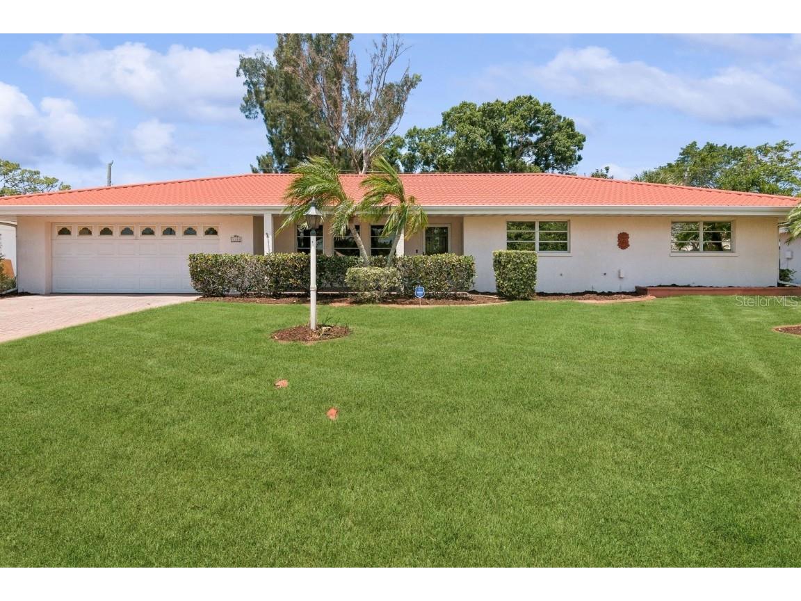 3300 Duncan Avenue Sarasota FL 34239 A4613093 image1