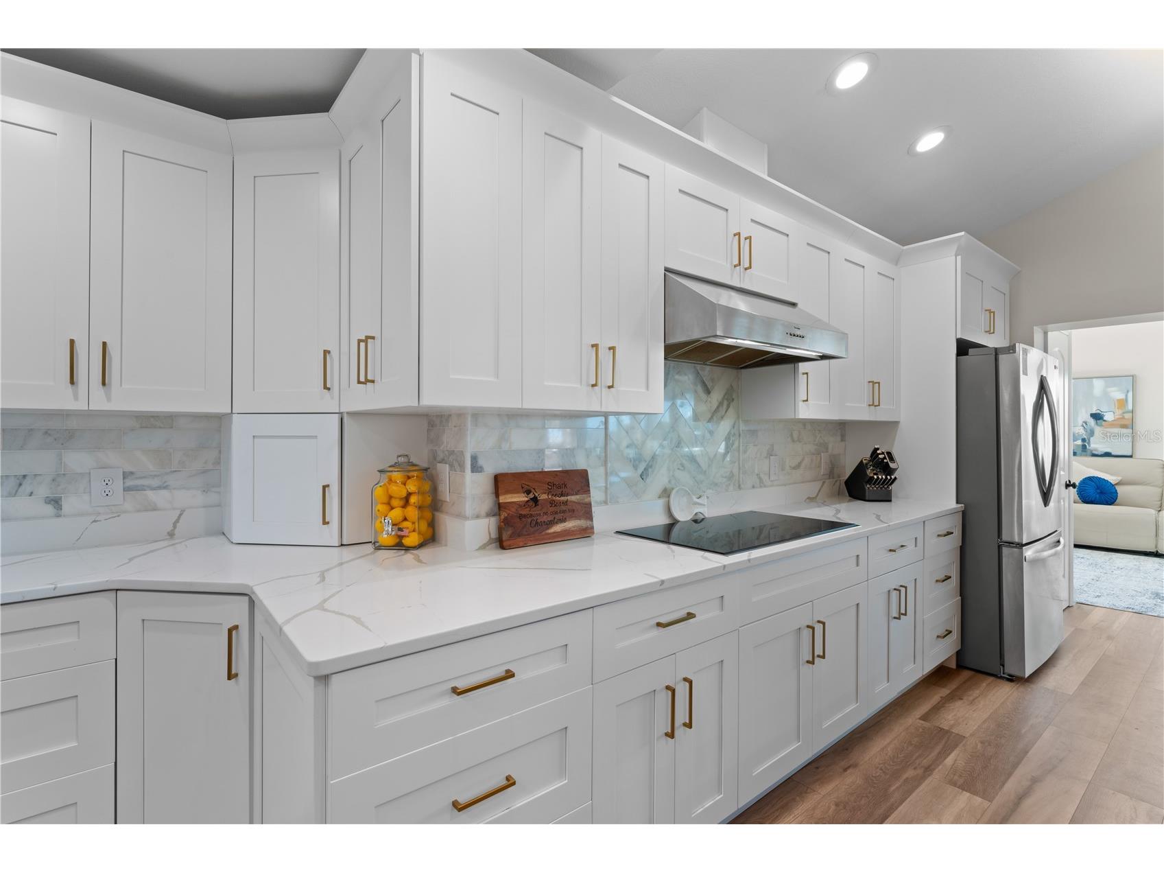 3300 Floramar Terrace New Port Richey FL 34652 TB8439141 image30