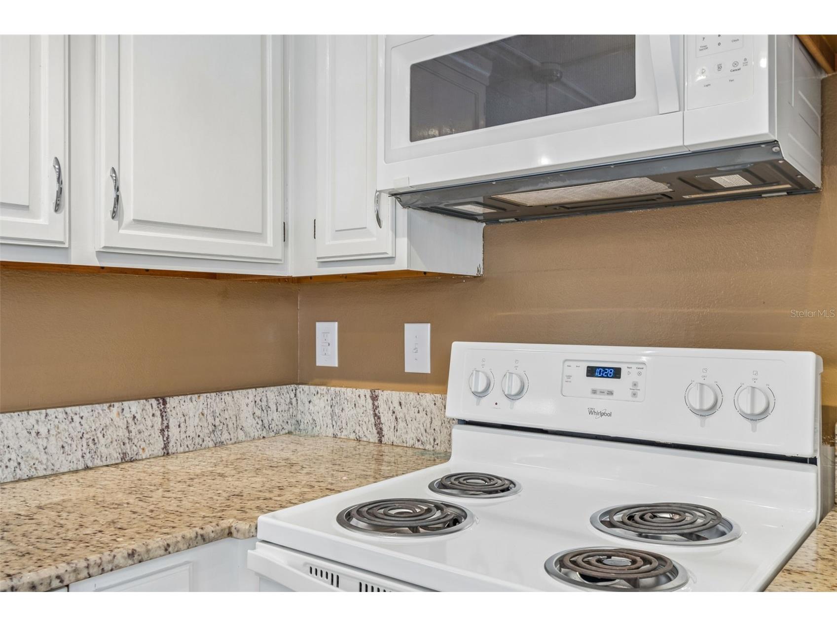 3300 Fox Chase Circle N #202 Palm Harbor FL 34683 TB8500704 image18