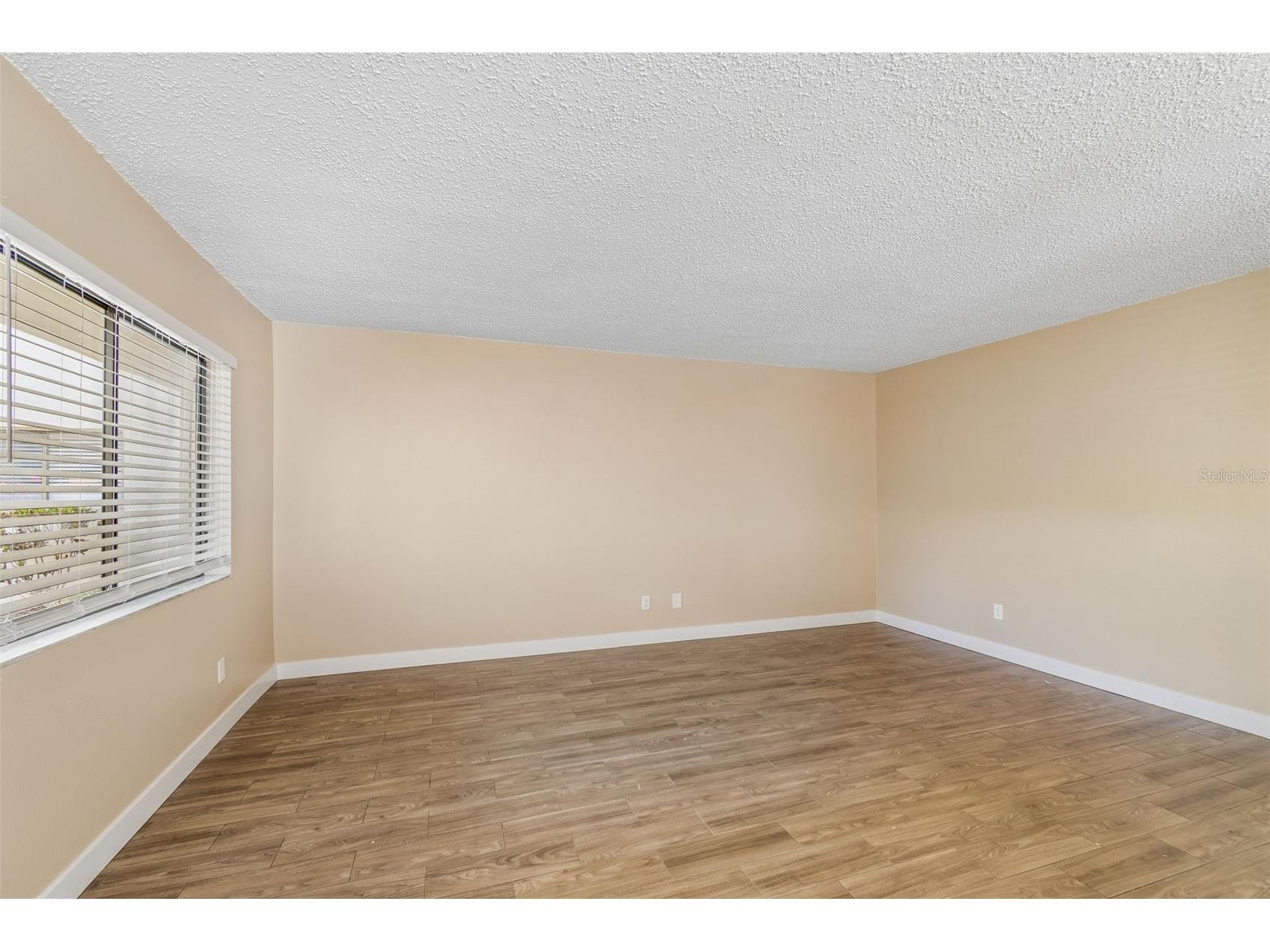 3300 Fox Chase Circle N #202 Palm Harbor FL 34683 TB8500704 image20