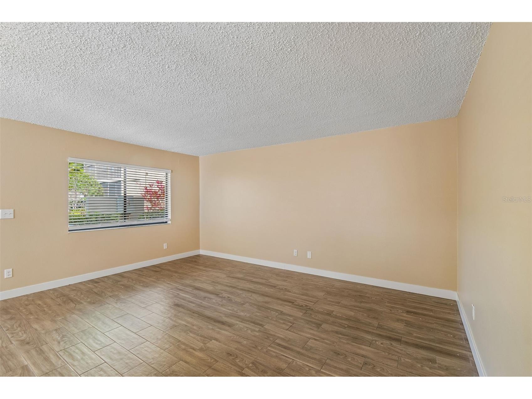 3300 Fox Chase Circle N #202 Palm Harbor FL 34683 TB8500704 image21