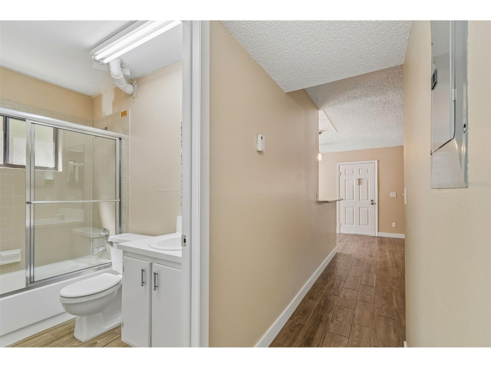 3300 Fox Chase Circle N #202 Palm Harbor FL 34683 TB8500704 image25
