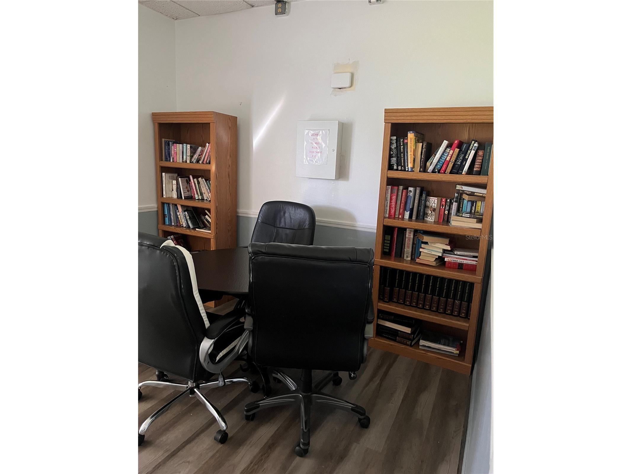 3300 Fox Chase Circle N #213 Palm Harbor FL 34683 TB8416452 image12