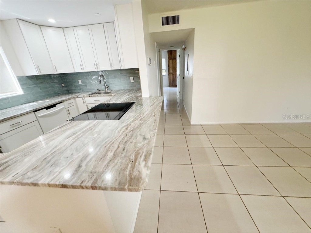 3300 Fox Chase Circle N #229 Palm Harbor FL 34683 TB8440998 image3