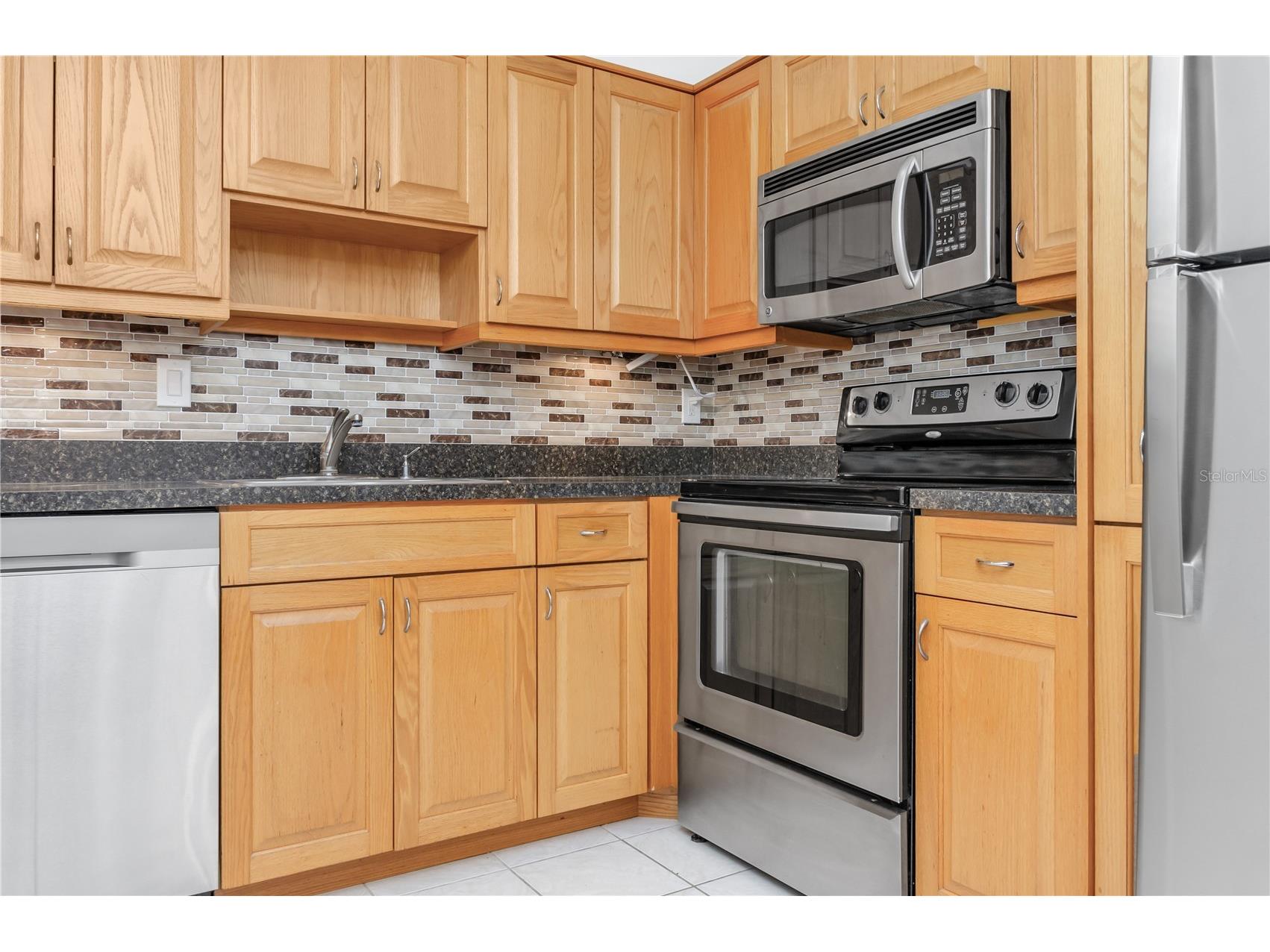 3300 Fox Chase Circle N #231 Palm Harbor FL 34683 TB8460100 image3