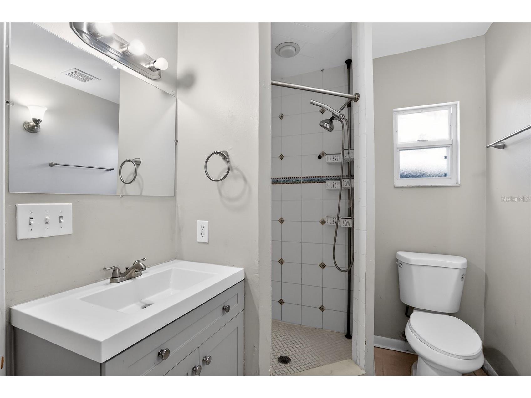 3300 Kingston Street N Saint Petersburg FL 33713 A4693061 image35