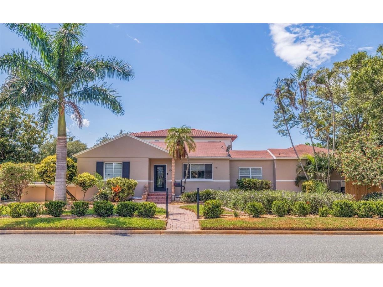 3300 Locust Street NE Saint Petersburg FL 33704 U8213197 image1
