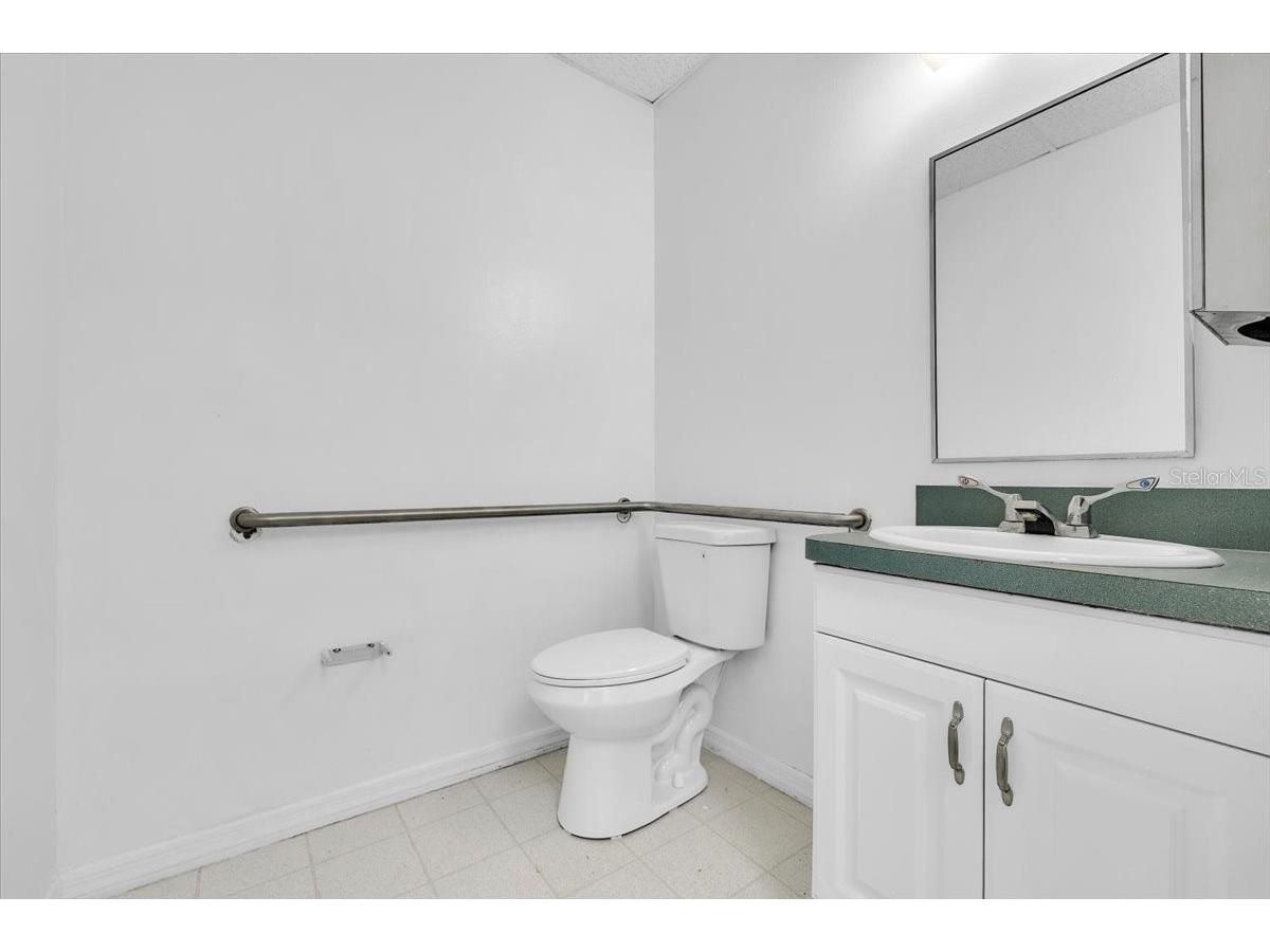 3300 Tamiami Trail #2 Port Charlotte FL 33952 C7525464 image27