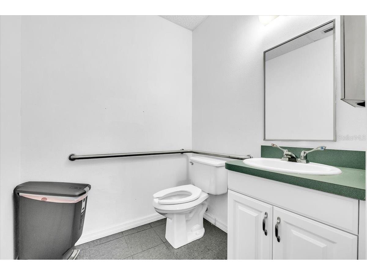 3300 Tamiami Trail #2 Port Charlotte FL 33952 C7525464 image9