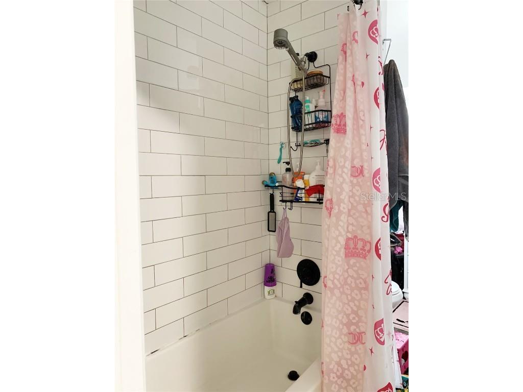 3301 39th Street N Saint Petersburg FL 33713 TB8443598 image10