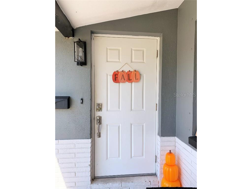 3301 39th Street N Saint Petersburg FL 33713 TB8443598 image22