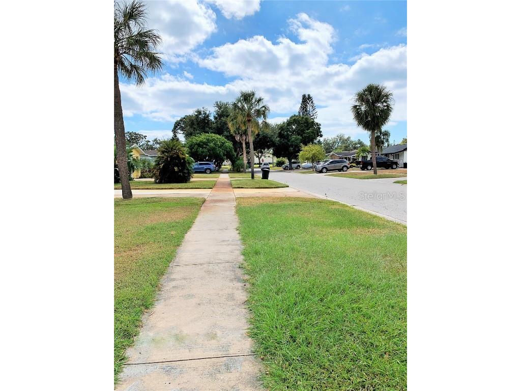 3301 39th Street N Saint Petersburg FL 33713 TB8443598 image26