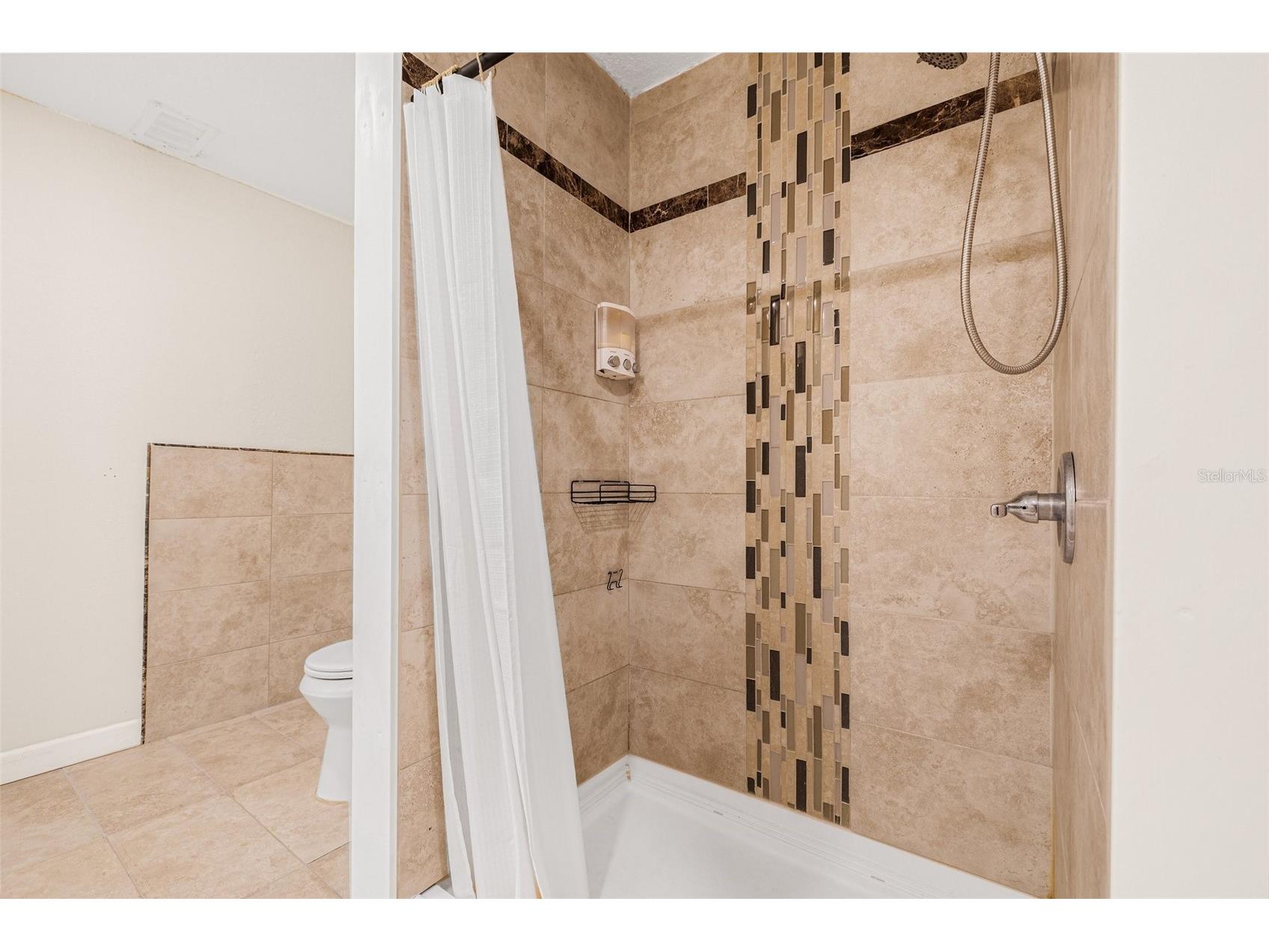 3301 9th Avenue N Saint Petersburg FL 33713 TB8515537 image20