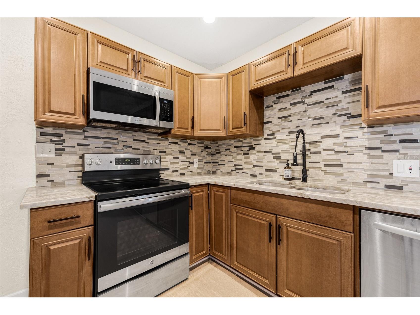 3301 9th Avenue N Saint Petersburg FL 33713 TB8515537 image7