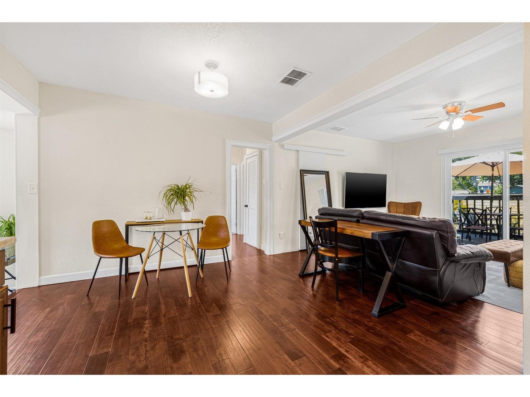 3301 9th Avenue N Saint Petersburg FL 33713 TB8515537 image9