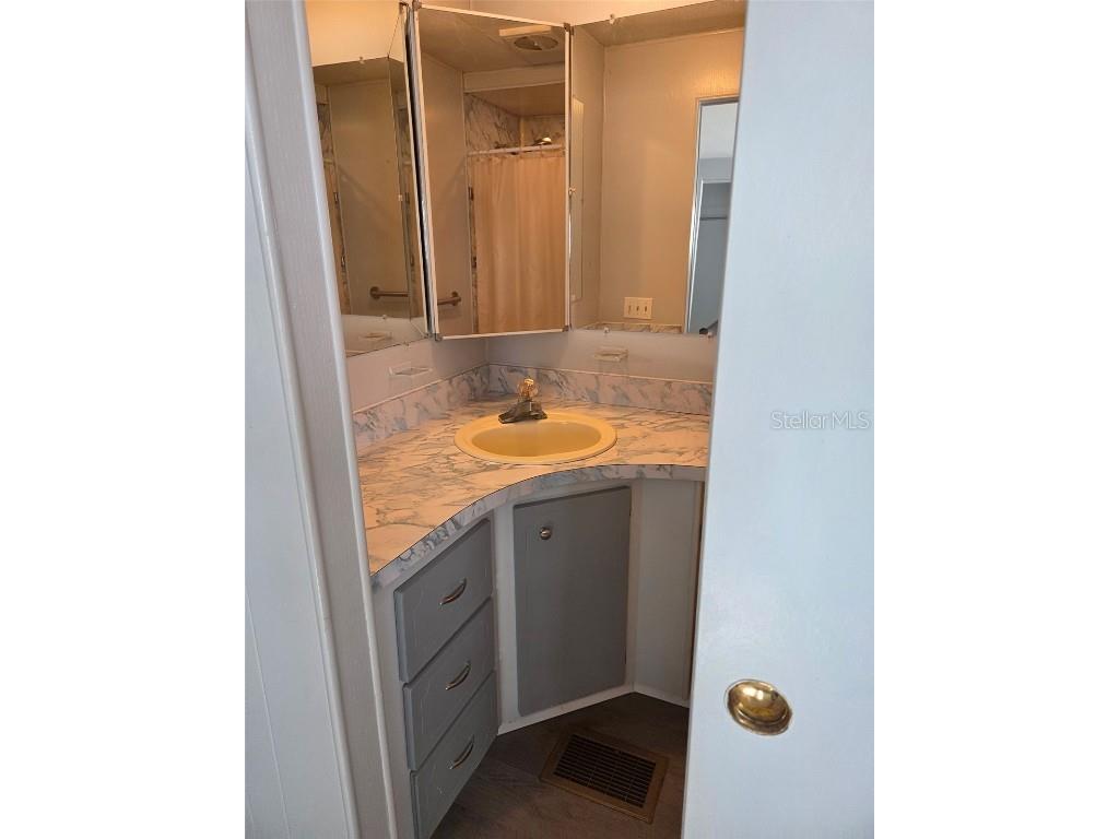 3301 Alt 19 #508 Dunedin FL 34698 TB8448603 image8