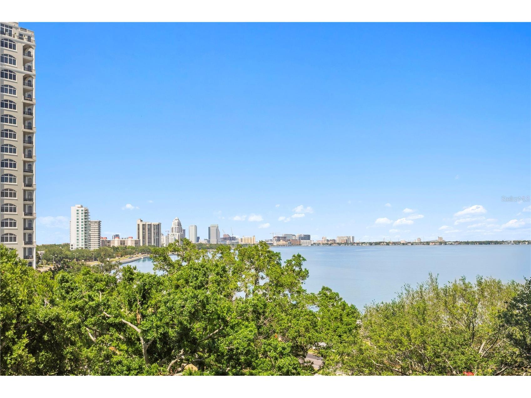 3301 Bayshore Boulevard #702E Tampa FL 33629 - HILLSBOROUGH BAY TB8498833 image1