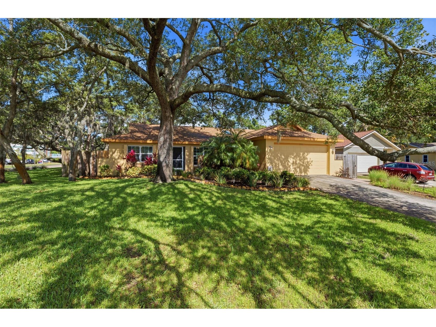 3301 Briarwood Lane Safety Harbor FL 34695 TB8511055 image1
