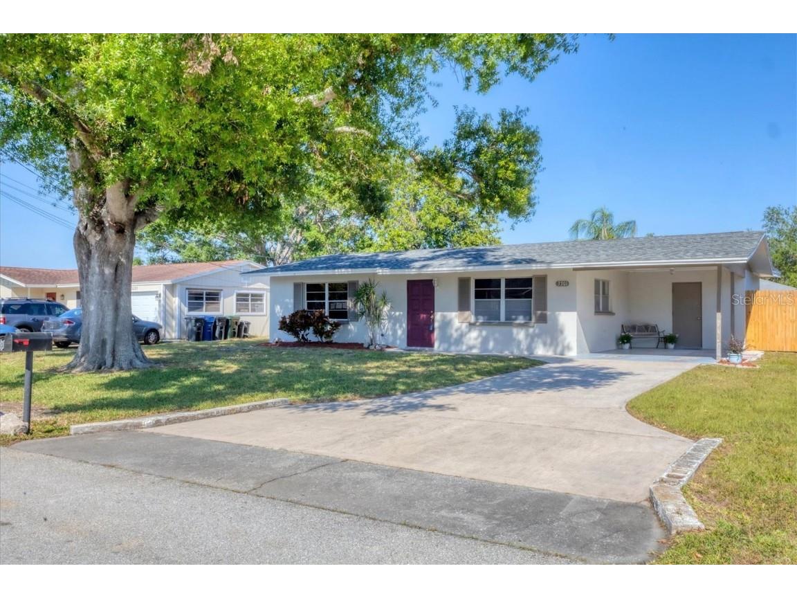 3301 Cambridge Drive Sarasota FL 34232 A4649219 image1