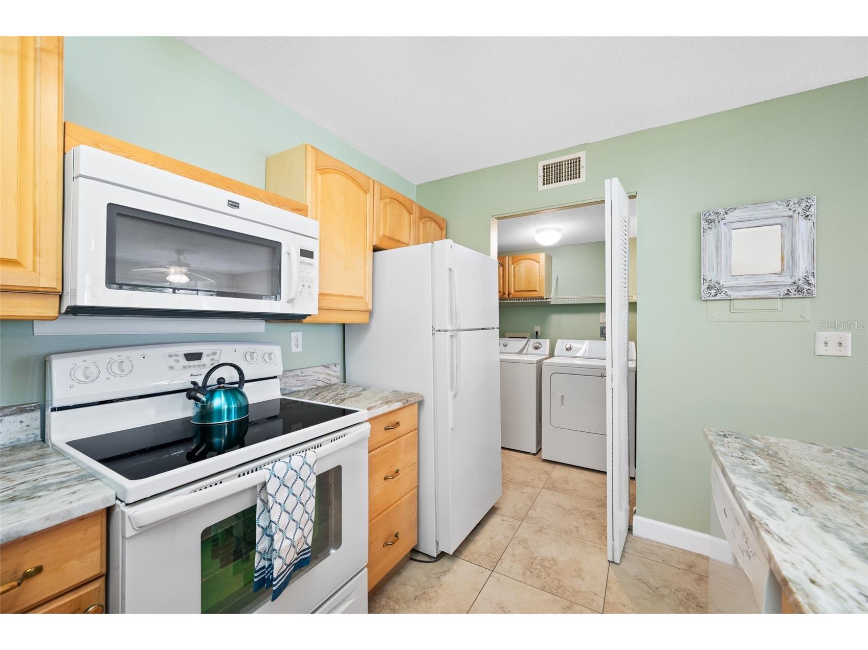 3301 Crystal Court E #D Palm Harbor FL 34685 - POND TB8506144 image13