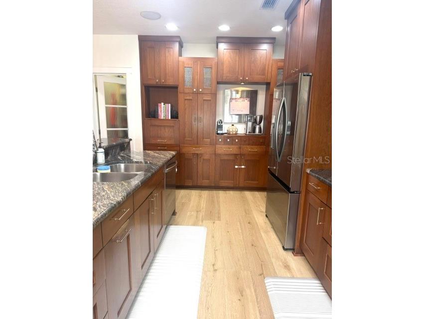 3301 Maple Street NE Saint Petersburg FL 33704 TB8503606 image22