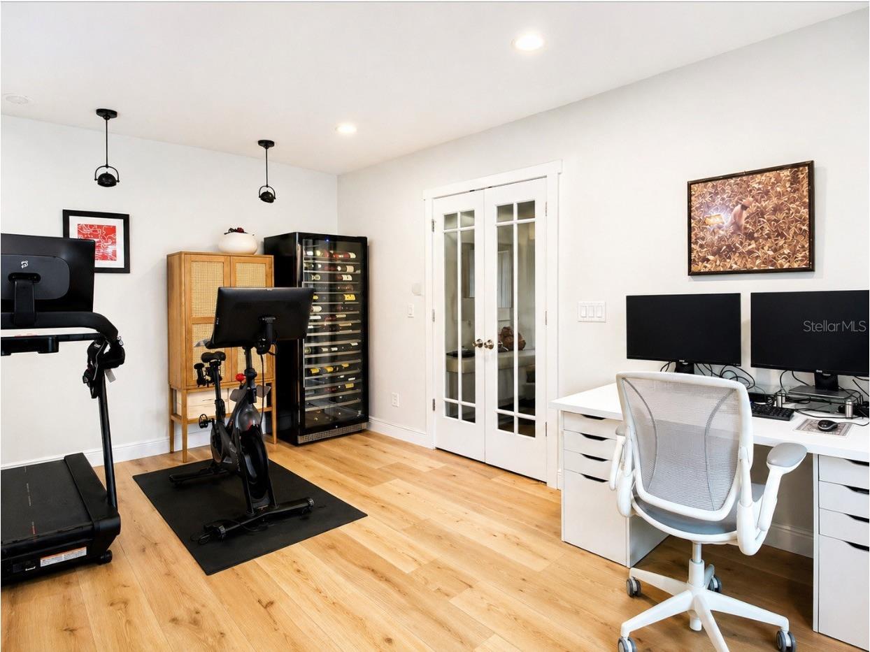 3301 Maple Street NE Saint Petersburg FL 33704 TB8503606 image27