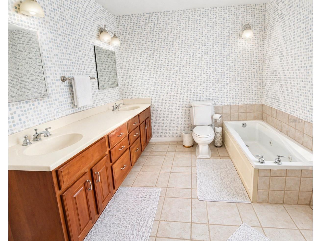 3301 Maple Street NE Saint Petersburg FL 33704 TB8503606 image30
