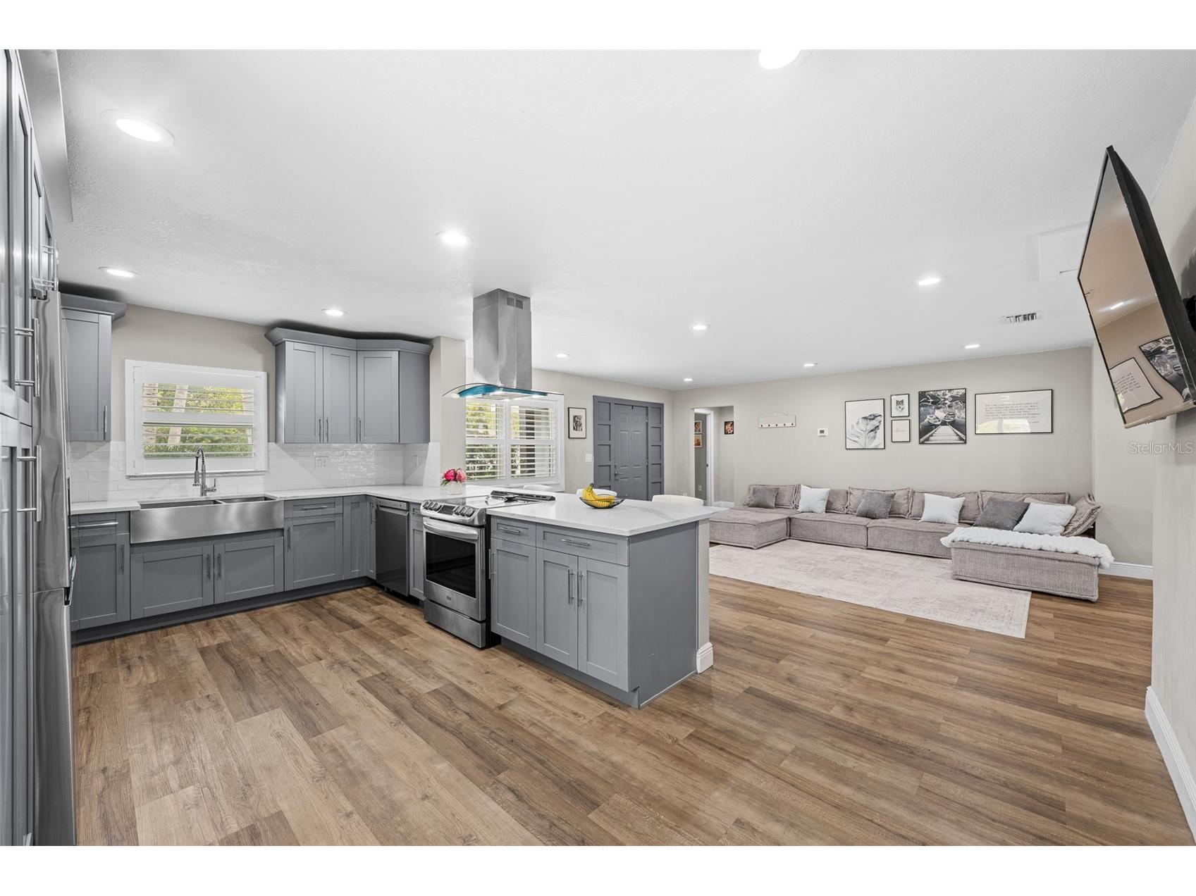 3301 W Ballast Point Boulevard Tampa FL 33611 TB8490547 image13