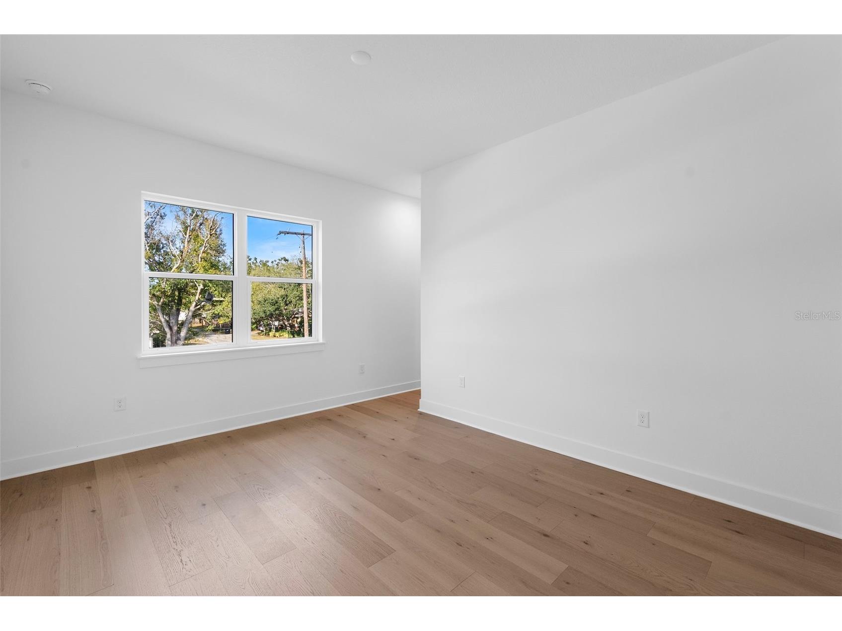 3301 W Iowa Tampa FL 33611 TB8460844 image33