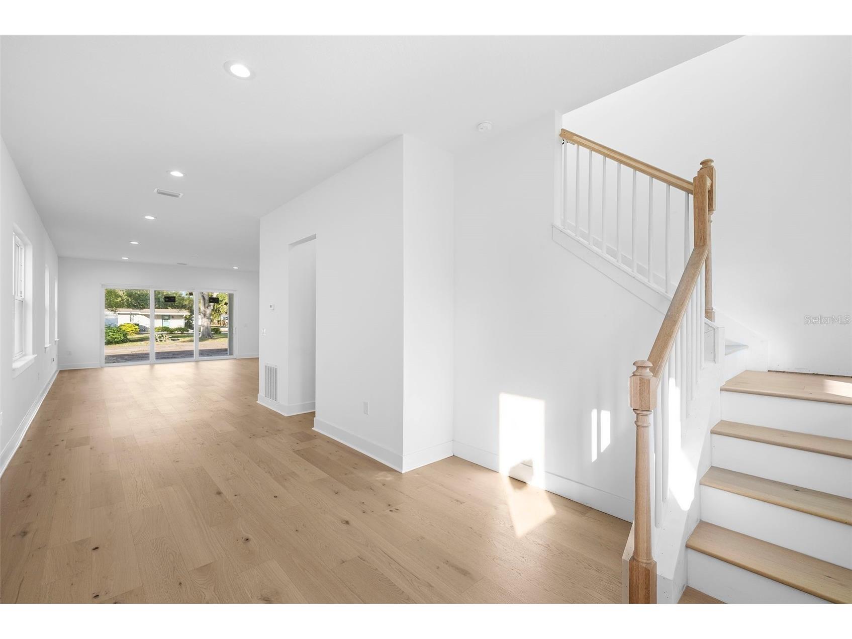 3301 W Iowa Tampa FL 33611 TB8460844 image5