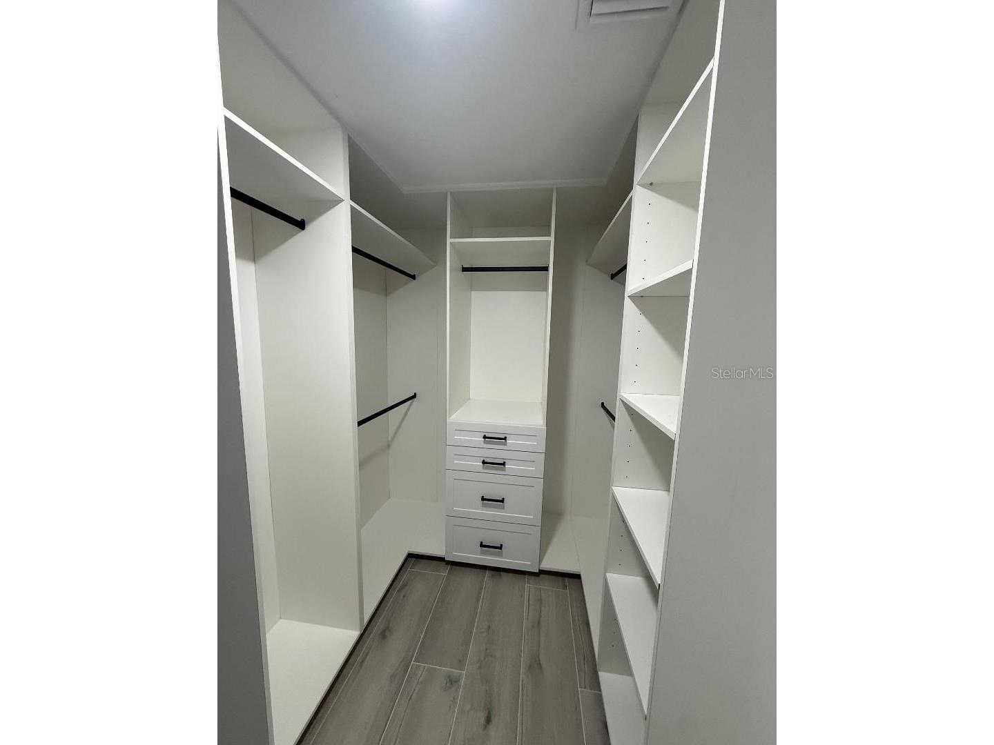 3301 W New Orleans Avenue Tampa FL 33614 TB8505073 image17