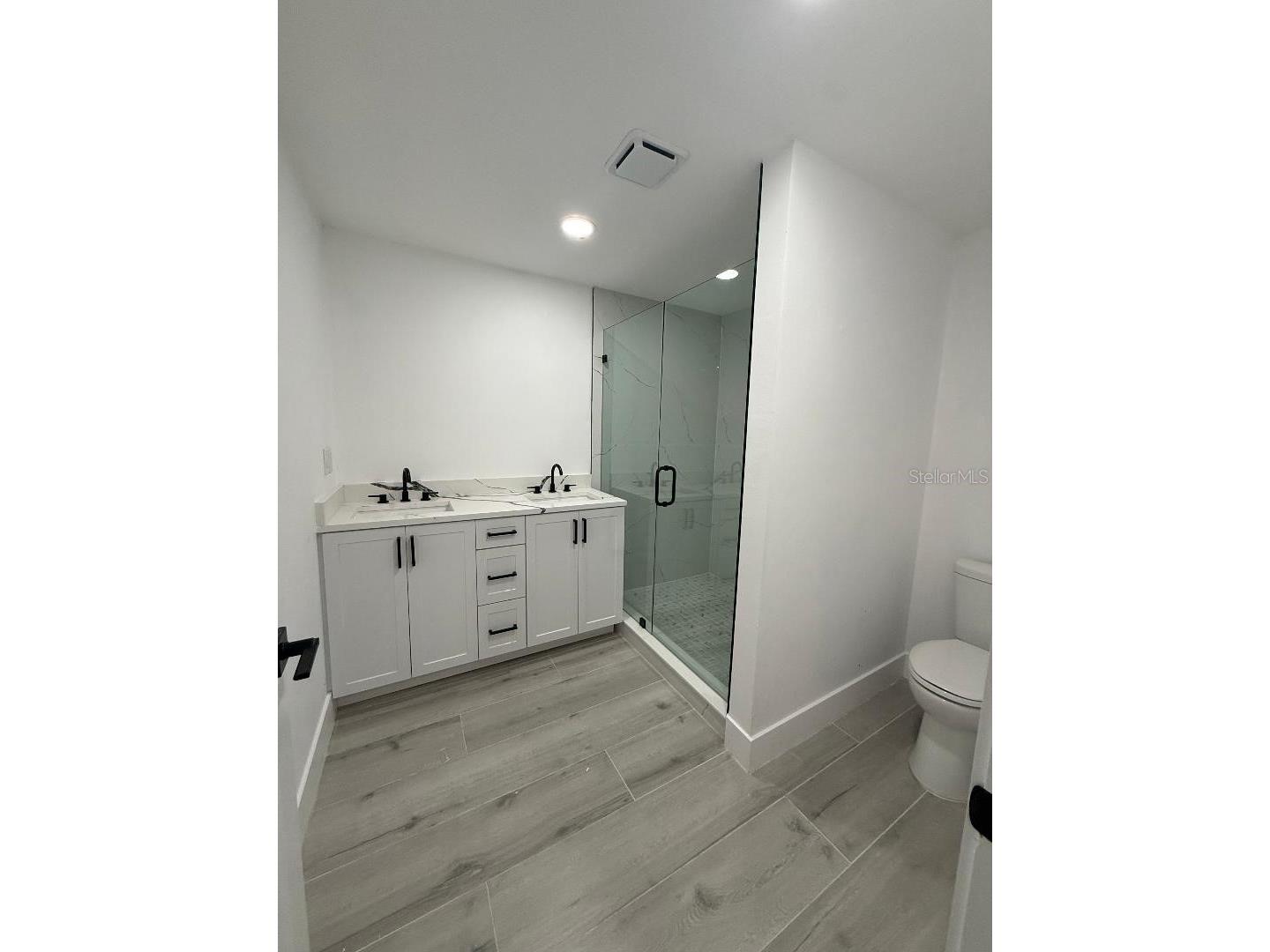 3301 W New Orleans Avenue Tampa FL 33614 TB8505073 image5