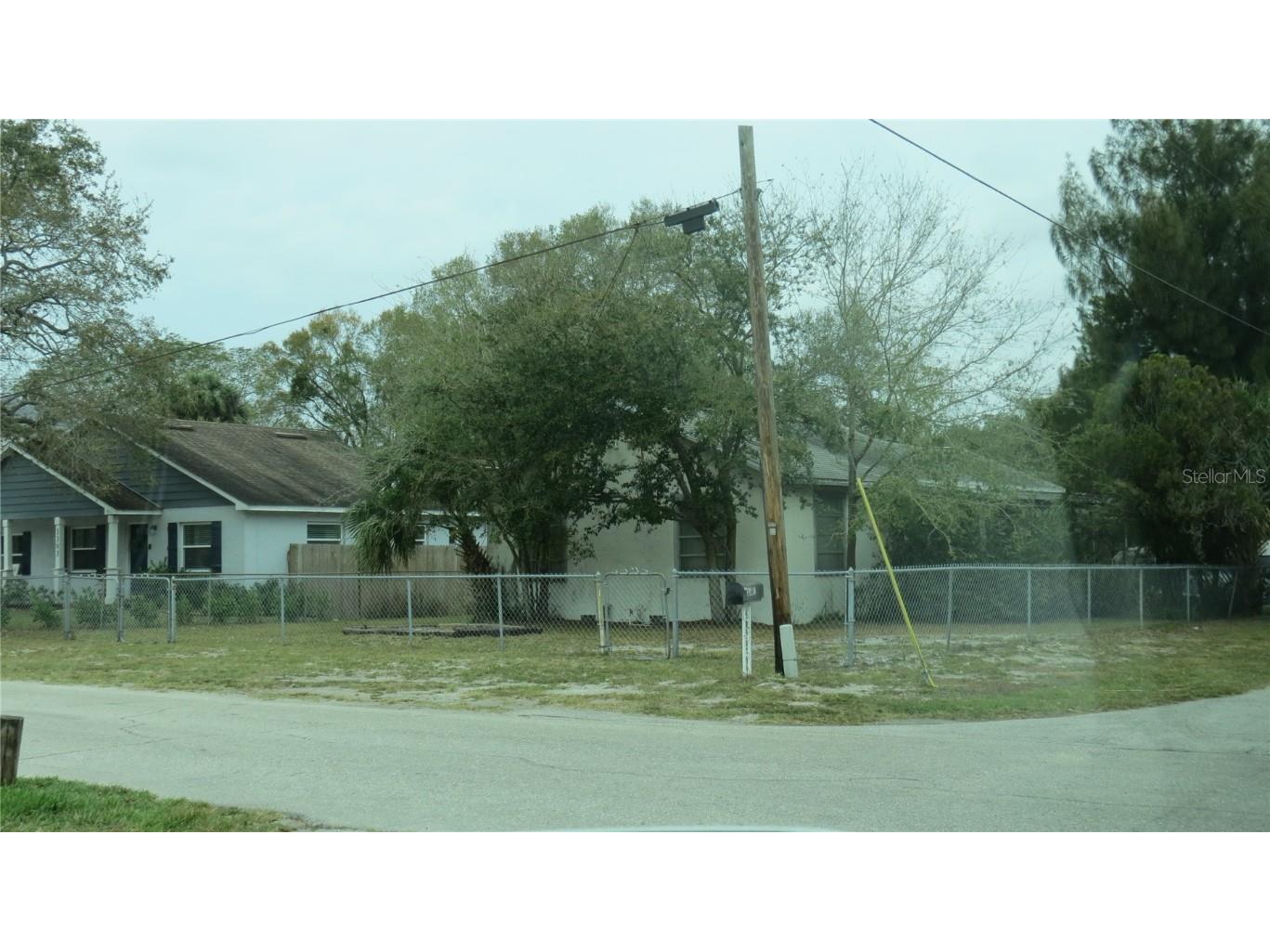 3301 W Paul Avenue Tampa FL 33611 T3429286 image1