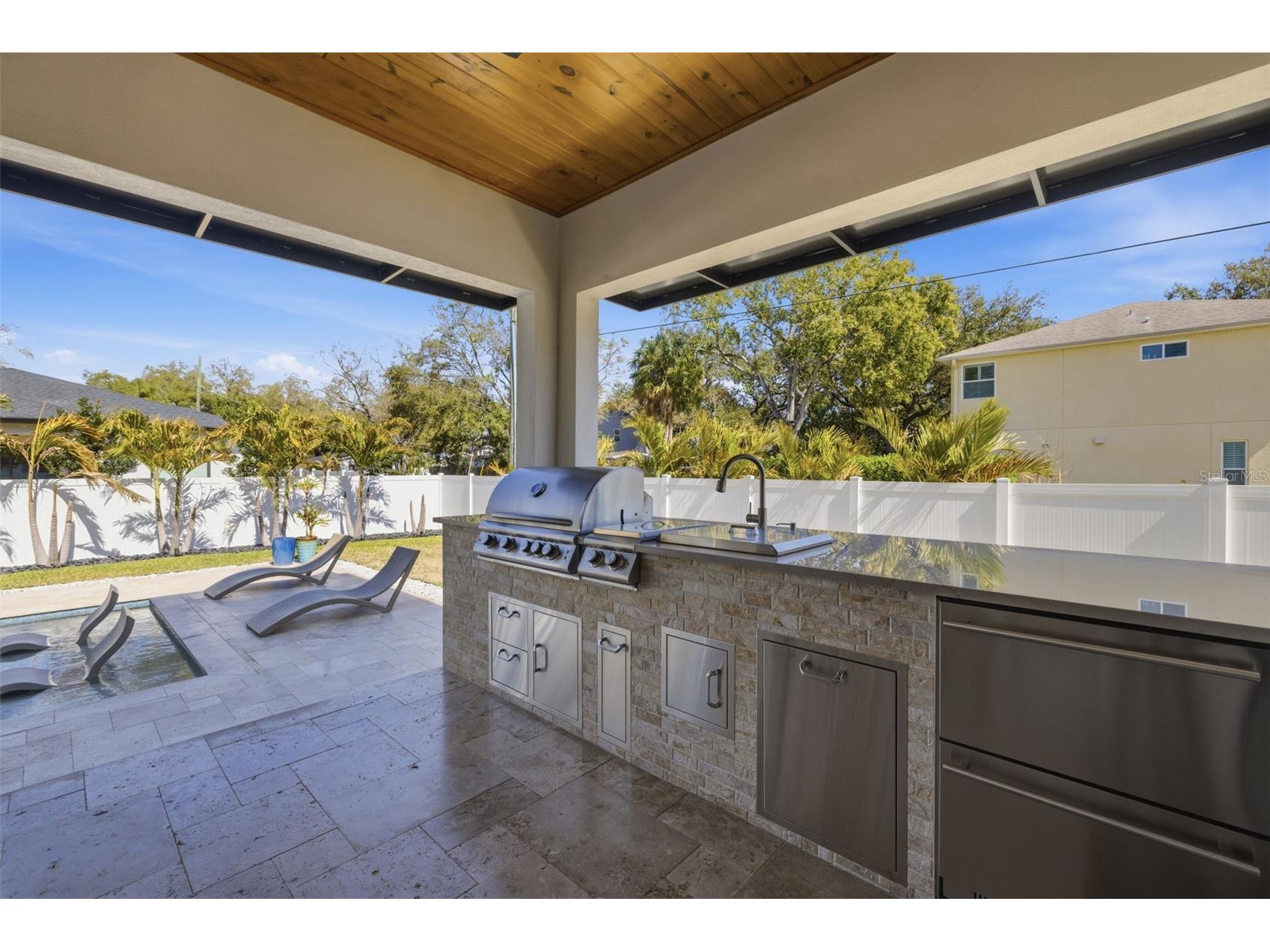 3301 W Paul Avenue Tampa FL 33611 TB8483264 image46