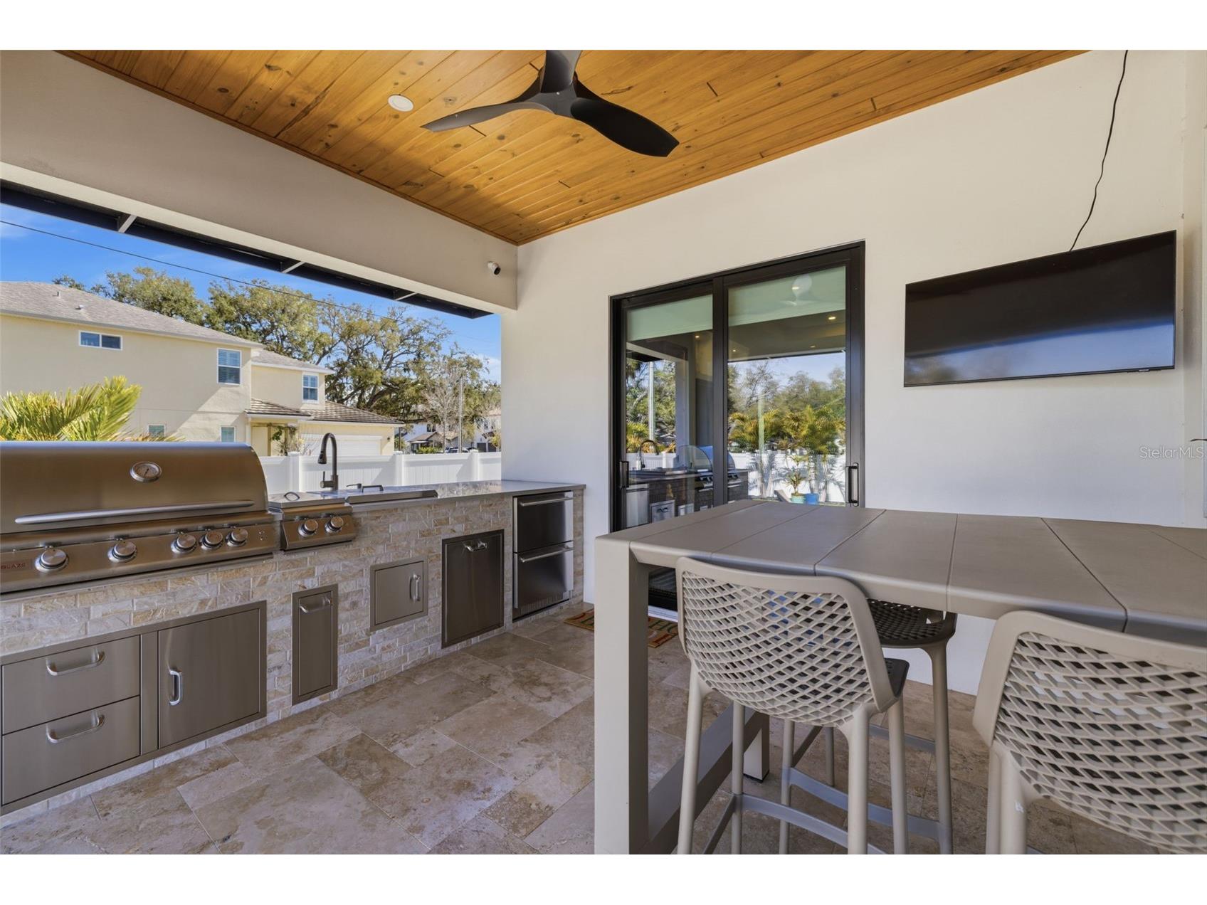 3301 W Paul Avenue Tampa FL 33611 TB8483264 image47