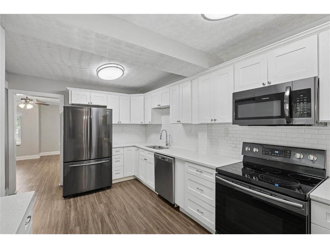 3301 W Price Avenue Tampa FL 33611 TB8405774 image1