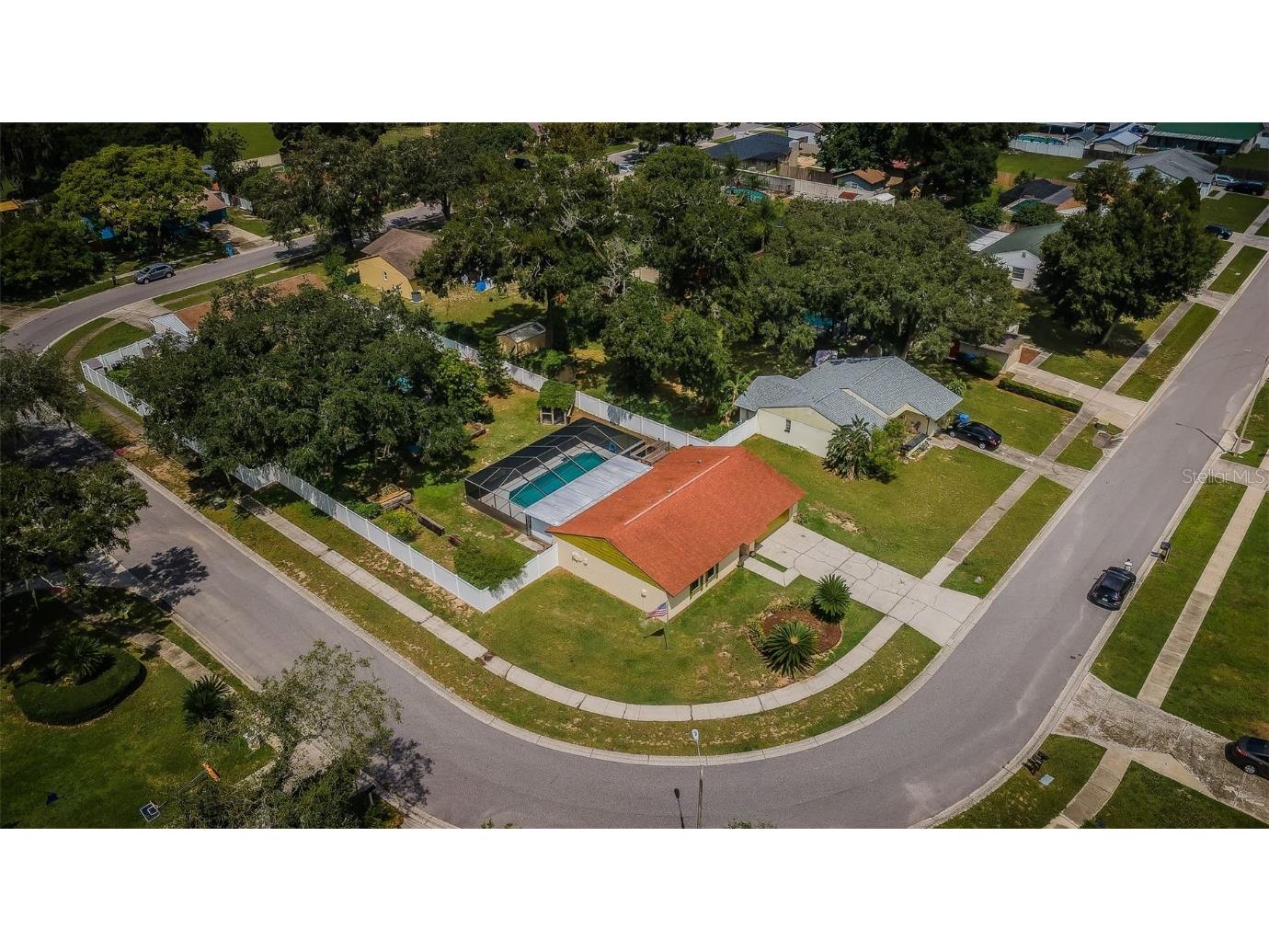 3302 King Charles Circle Seffner FL 33584 T3553241 image1