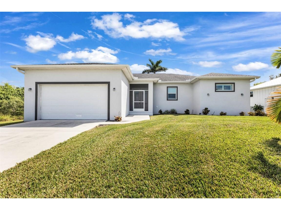 3302 Palm Dr Punta Gorda FL 33950 C7515914 image2