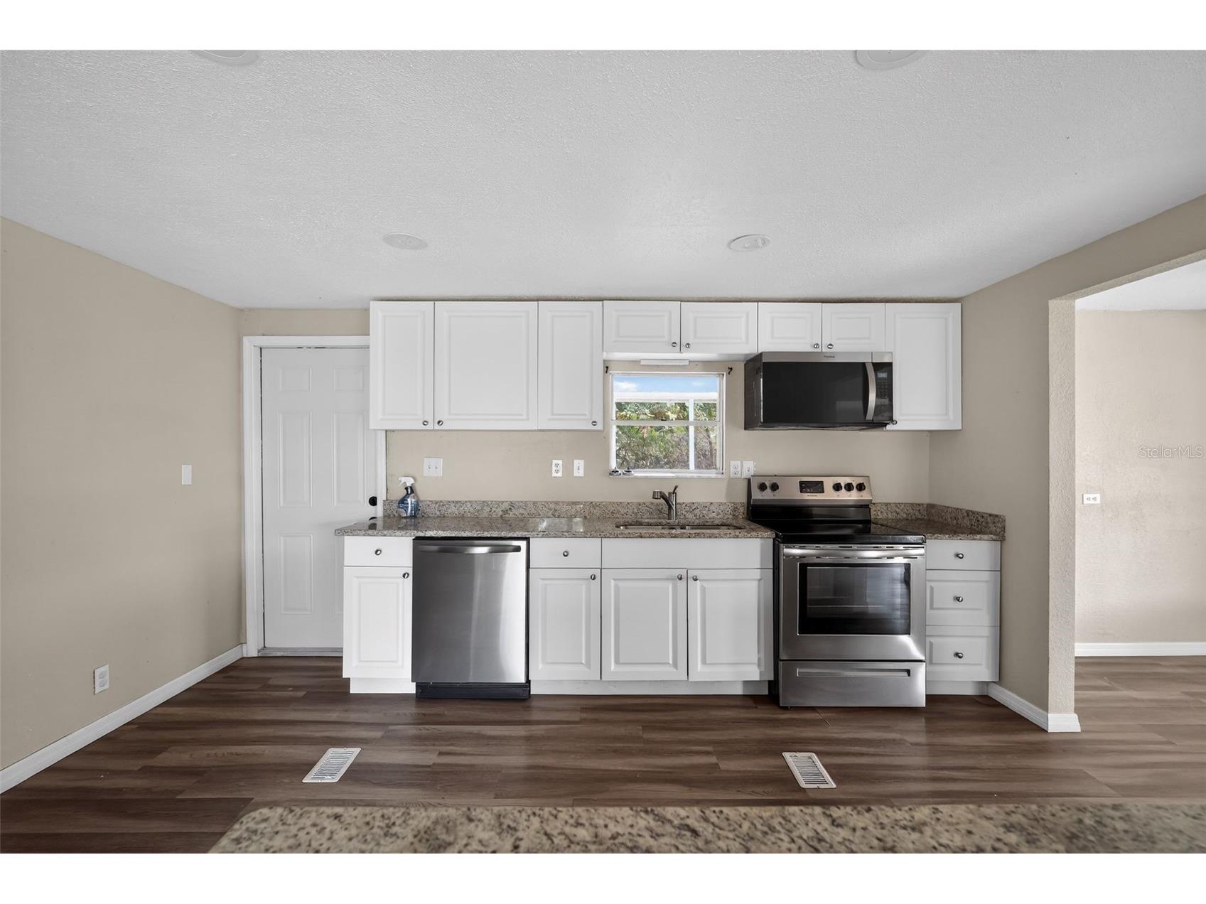 3302 Peachtree Hill Road Lakeland FL 33801 O6407071 image6