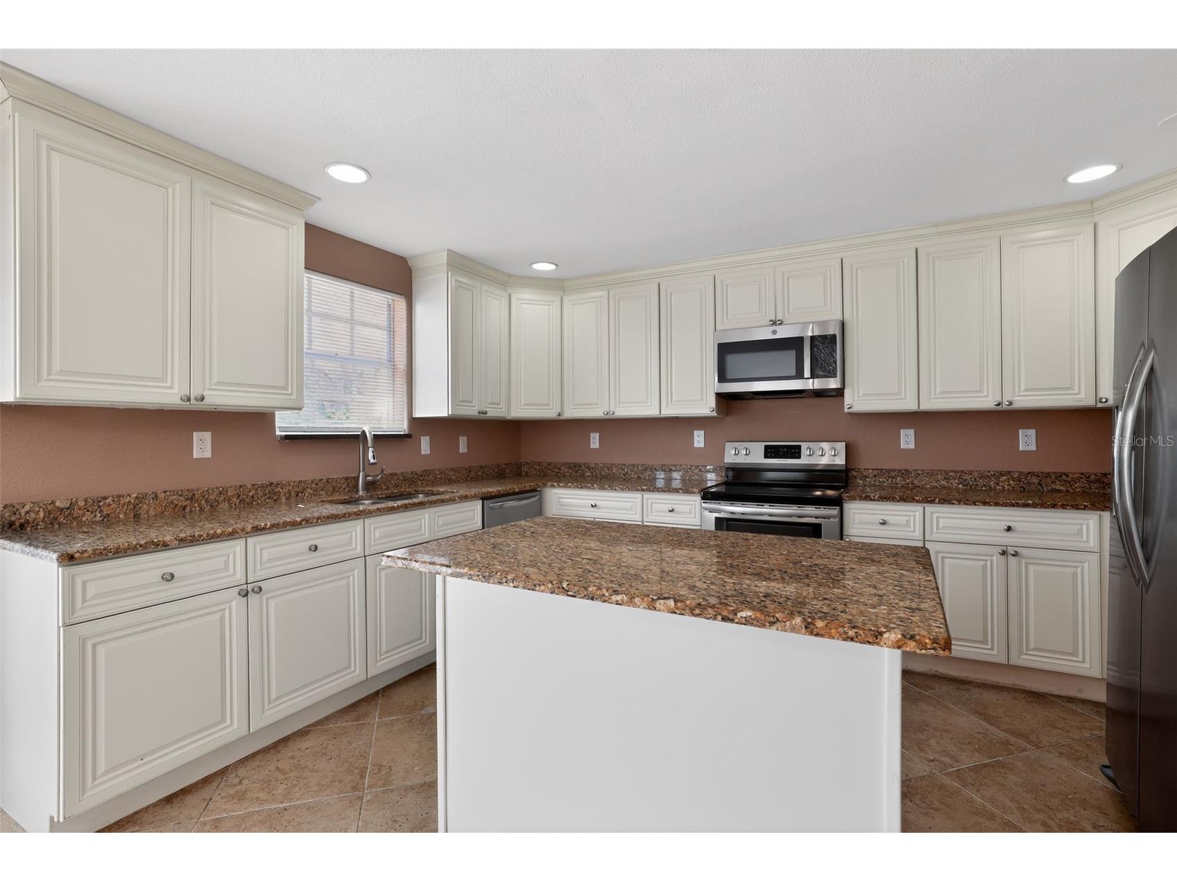 3302 River Cove Drive Tampa FL 33614 TB8485516 image17