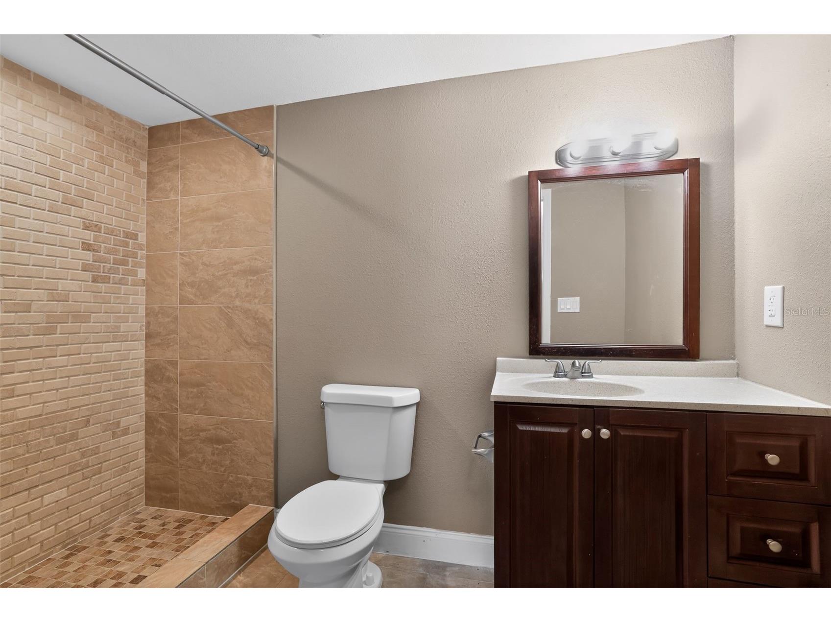 3302 River Cove Drive Tampa FL 33614 TB8485516 image26