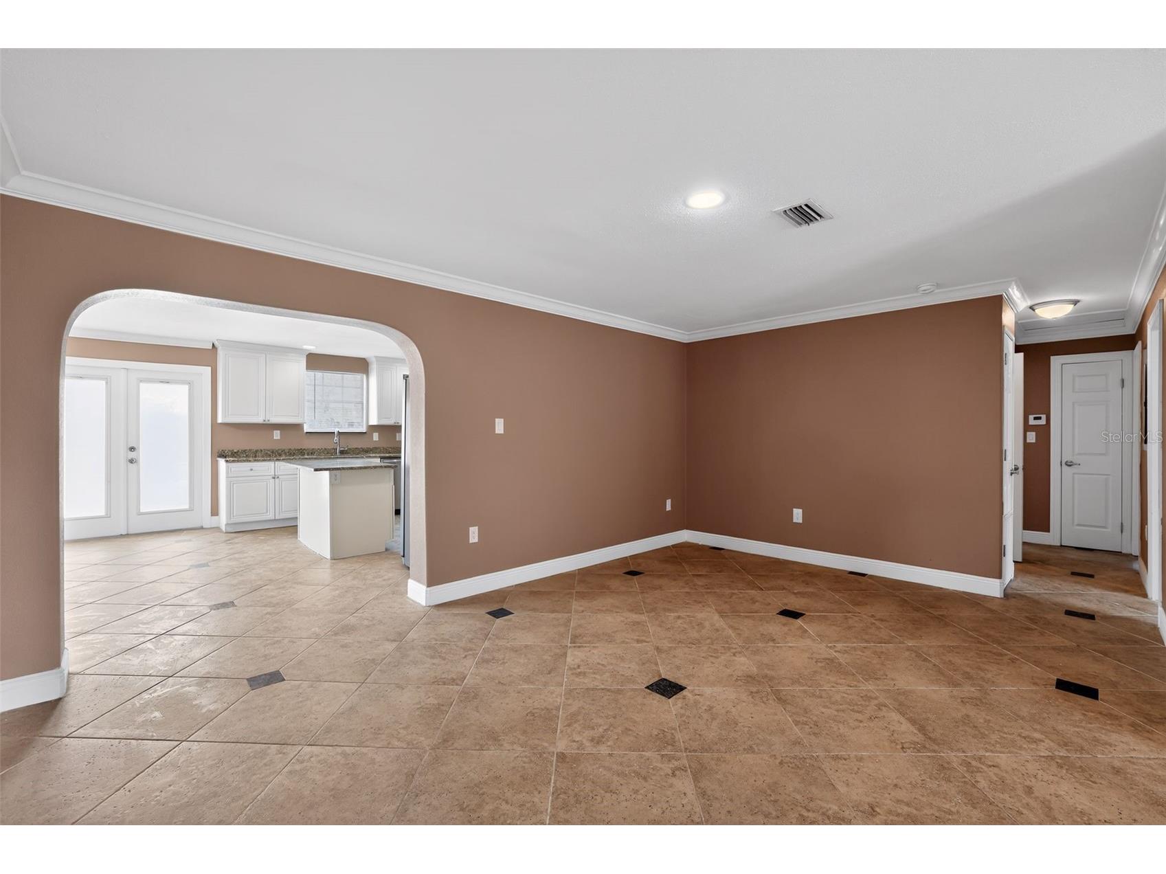 3302 River Cove Drive Tampa FL 33614 TB8485516 image8