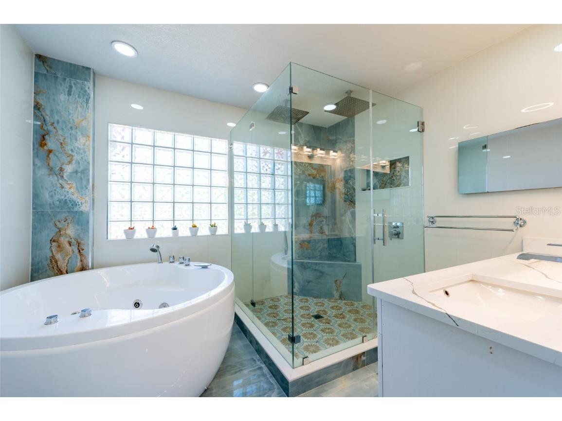 3302 W Caracas Street Tampa FL 33614 TB8374075 image5