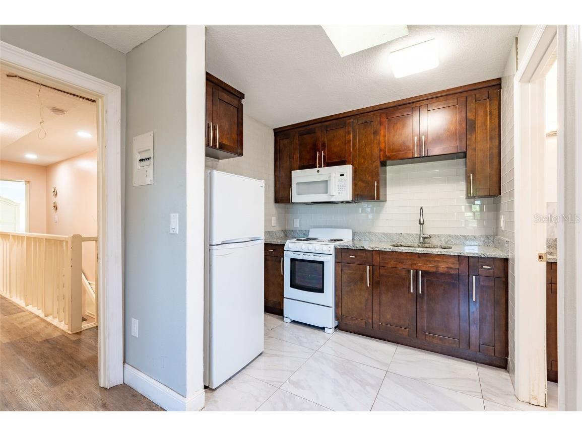 3302 W Caracas Street Tampa FL 33614 TB8374075 image8