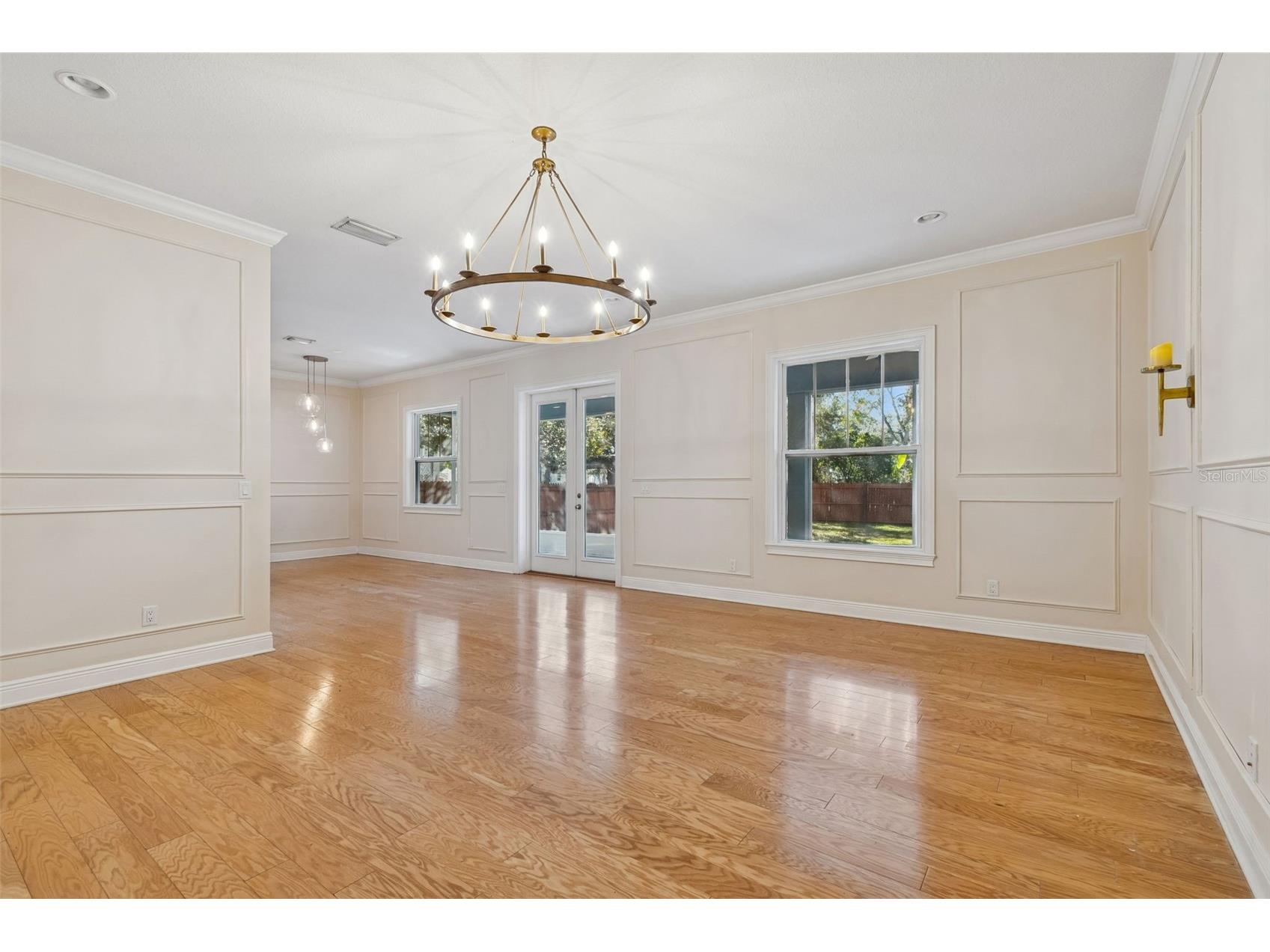 3302 W Iowa Avenue Tampa FL 33611 TB8471981 image1